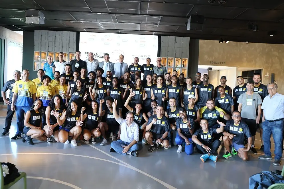 Praia Clube - Com Darlan Romani, Praia Clube apresenta equipe de atletismo de olho em Paris 2024