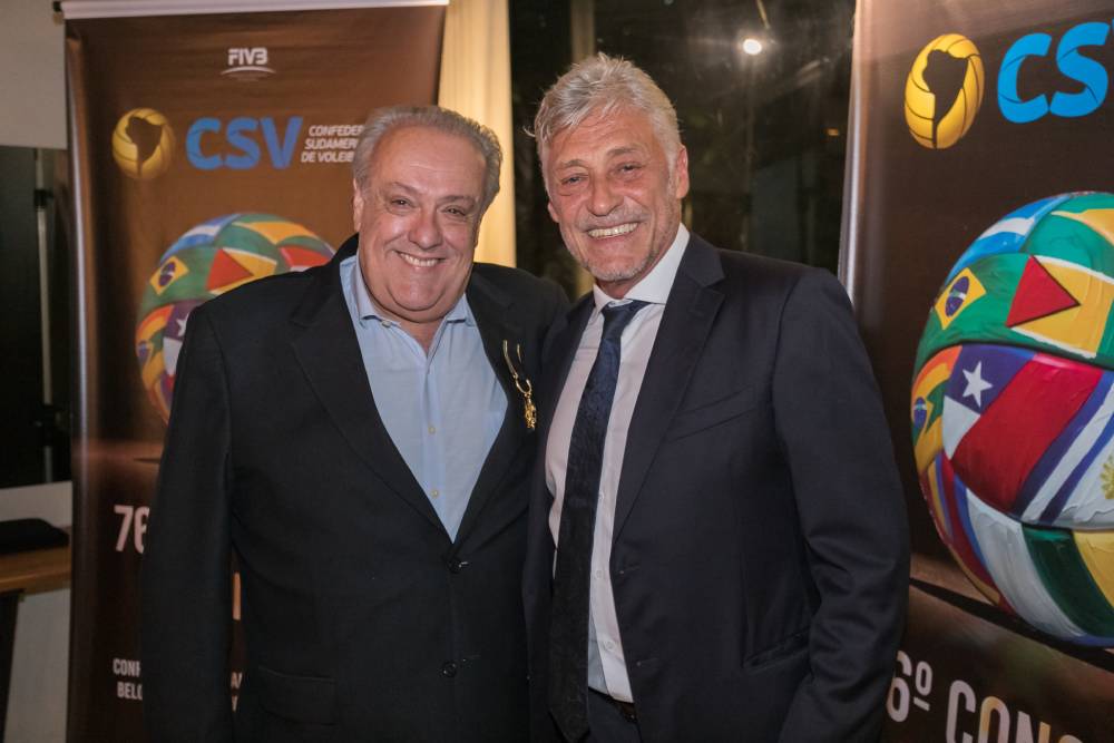 Praia Clube - Vice-presidente do Praia Clube recebe homenagem da Confederação Sul-Americana de Vôlei